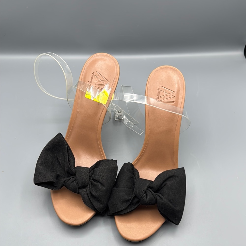 AAJ BY AMINAH Black Mixed Media Padded Bow Accent Yahira Almond Toe Stiletto